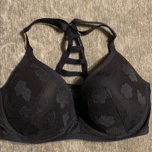 VS Pink strappy back bra sz 34DD NWOT